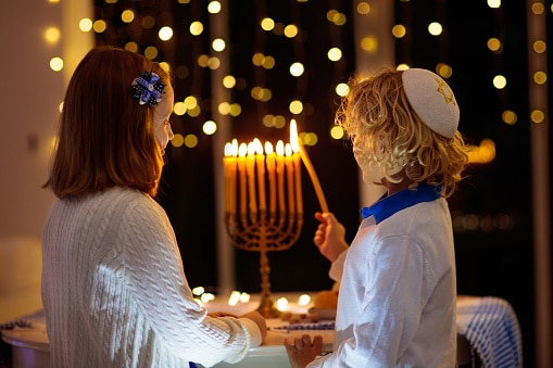 מנורת ביהדות